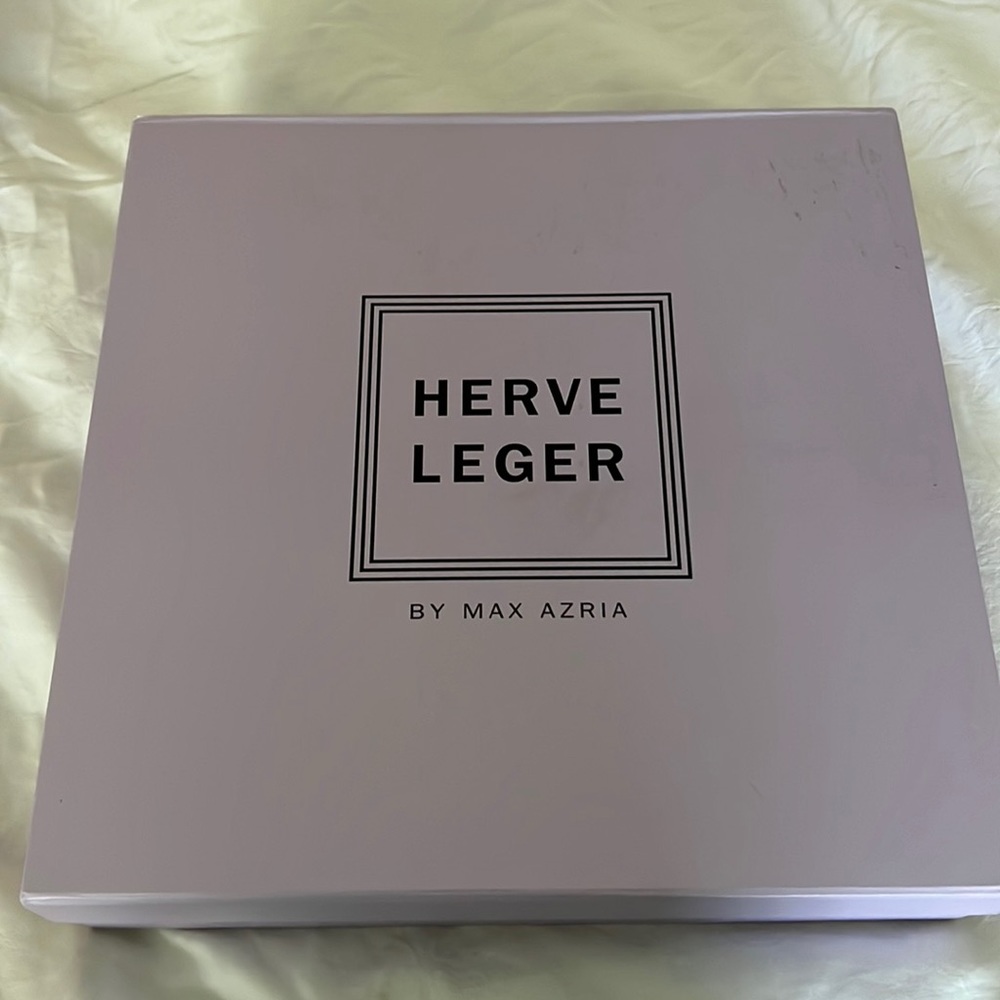 Herve leger box